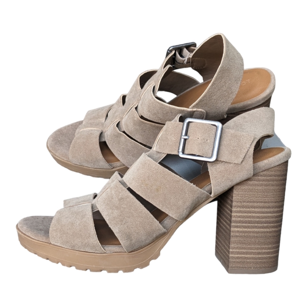 Tan brown nude suede stack heels NEAR NEW buckle sandals 9.5 Universal Thread - Picture 5 of 7
